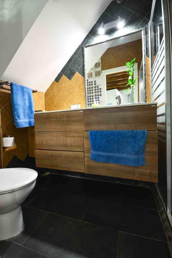 Casa Alfalfa 2 Dormitorios Terraza Y Solarium Privado Sevilla Kültér fotó